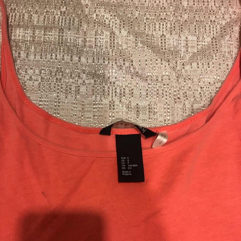 Add on Item H & M Tank - Picture 3 of 3